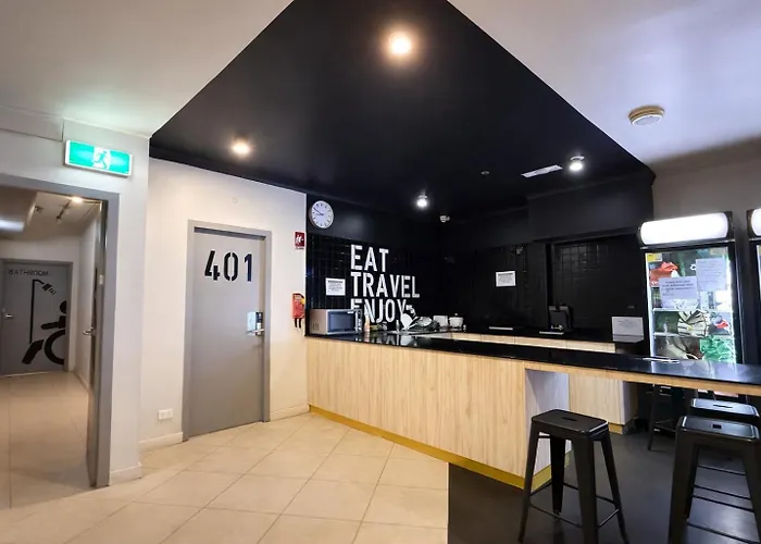 Space Q Capsule Hotel Sydney